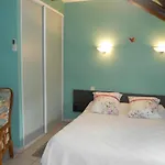 D'hotes Ferme De Cabrejou Bed & Breakfast Saint-Denis-les-Martel