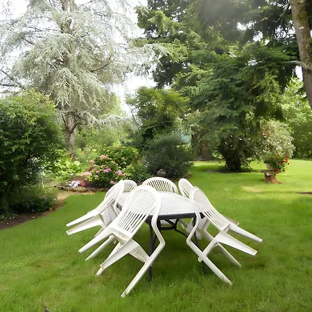 D'hotes Ferme De Cabrejou Bed & Breakfast Saint-Denis-les-Martel